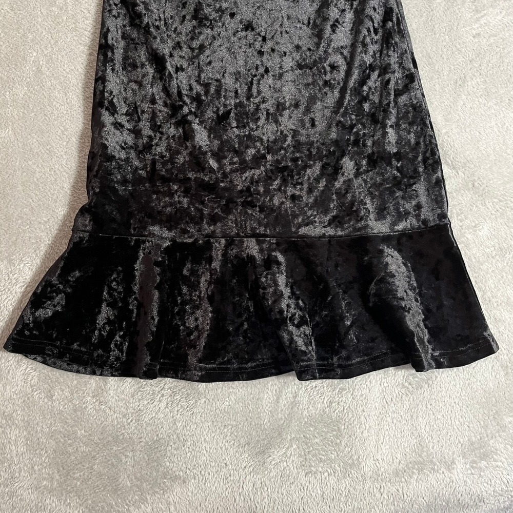 Forever 21 Black Crushed Velvet Short Sleeve Ruffle Hem Mini Dress Womens (L) - Picture 3 of 10
